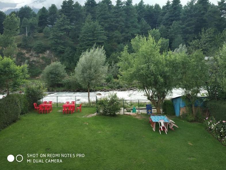 Hotel Lidder Palace Pahalgam Luaran gambar